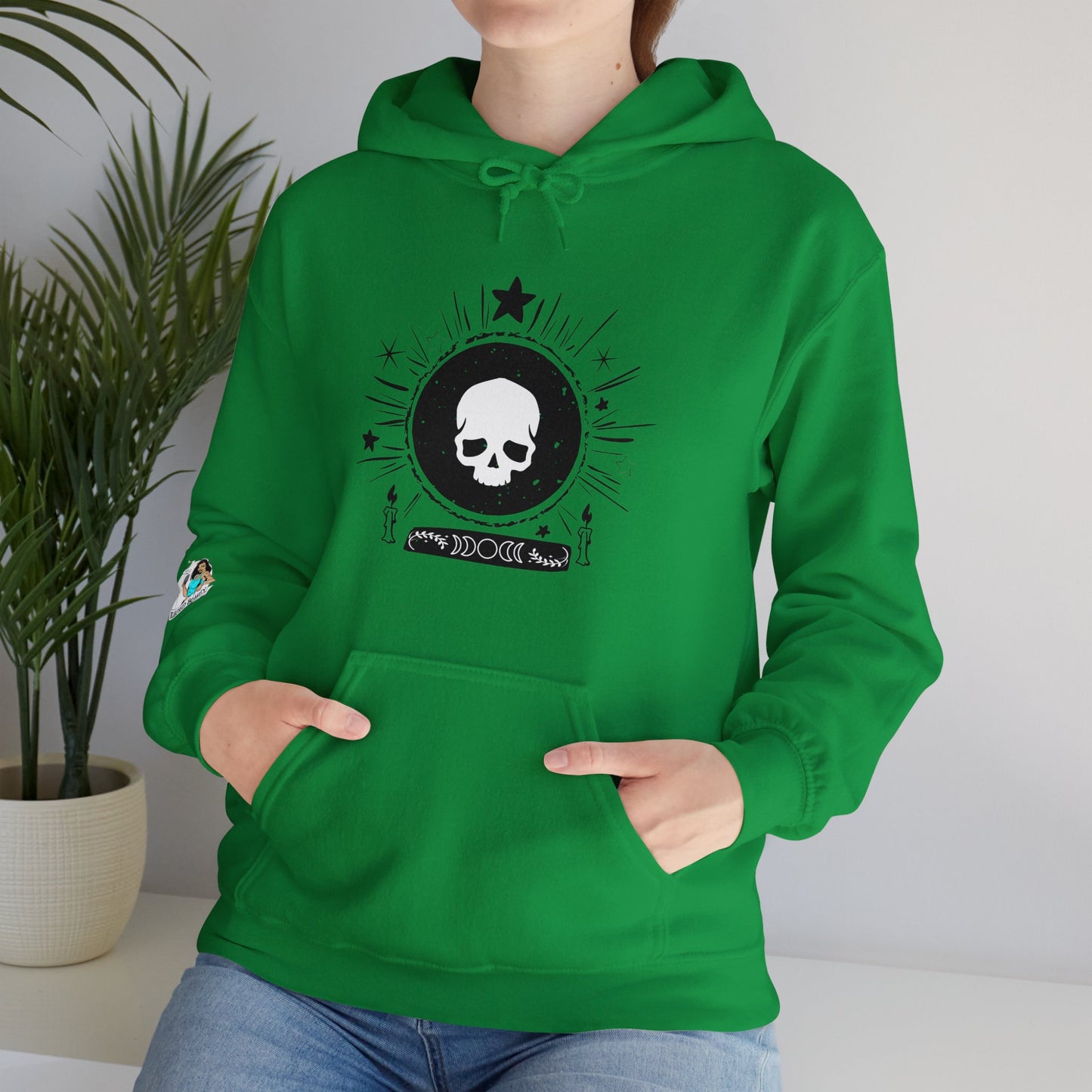 Skull Design Unisex Heavy Blend™ Hooded Sweatshirt