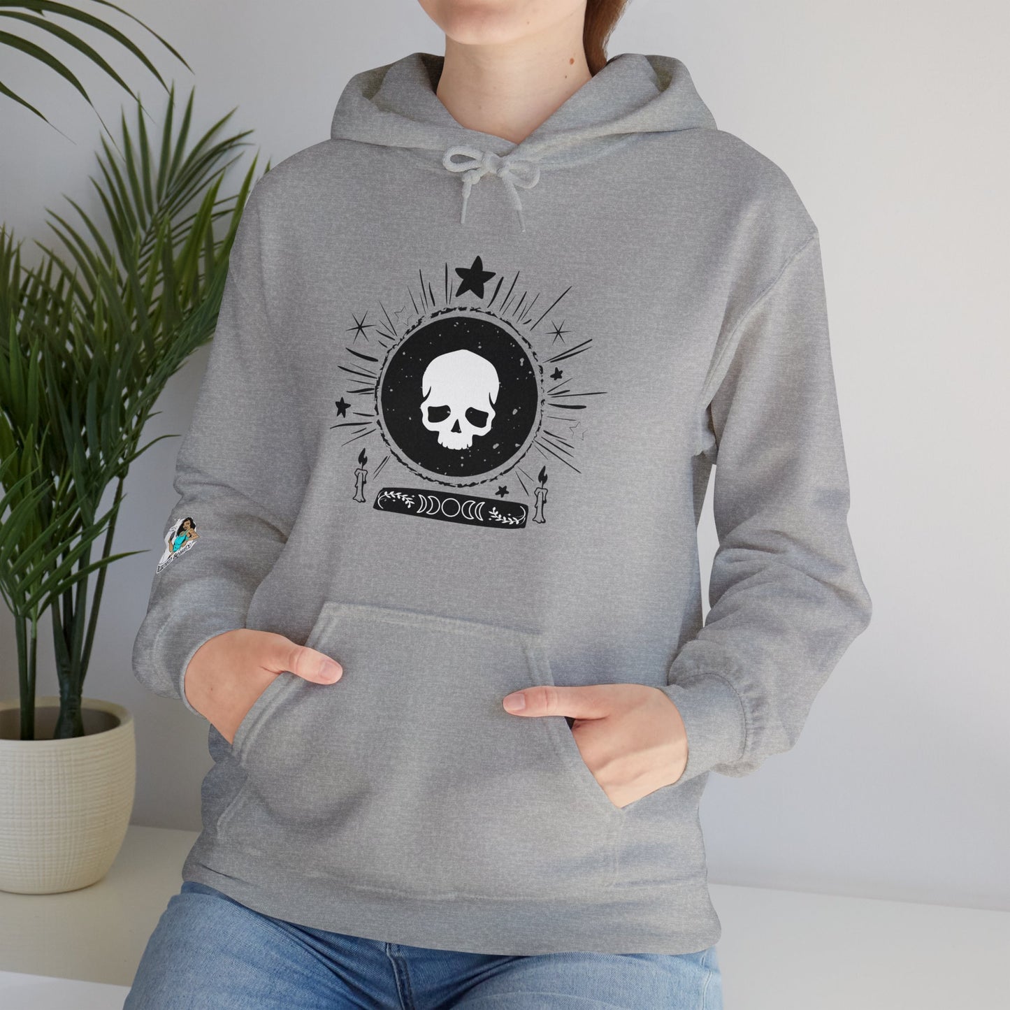 Skull Design Unisex Heavy Blend™ Hooded Sweatshirt