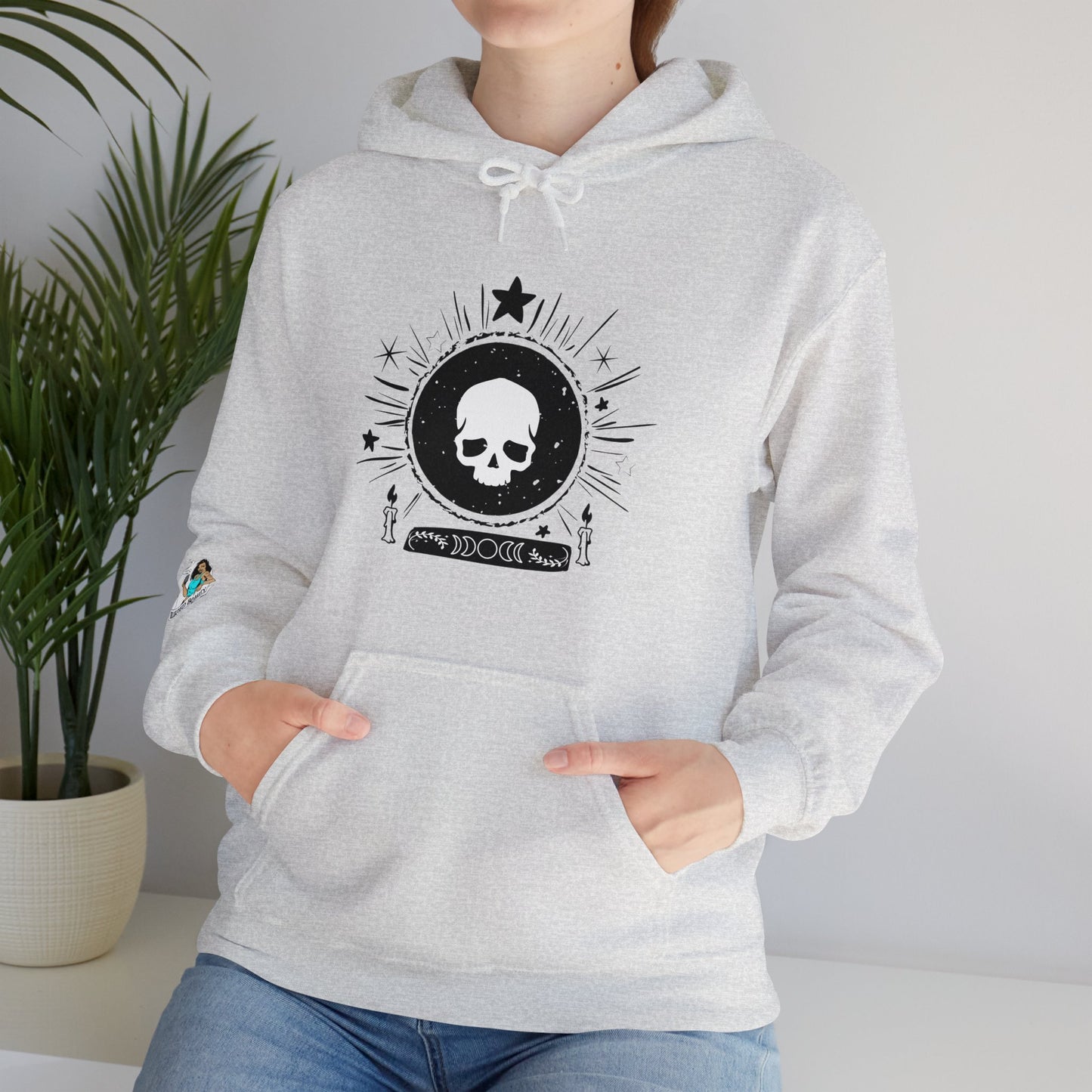 Skull Design Unisex Heavy Blend™ Hooded Sweatshirt